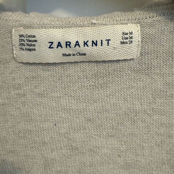 Zara Knit Ruffle Cardigan Button Down Sweater size Medium - Picture 2 of 9